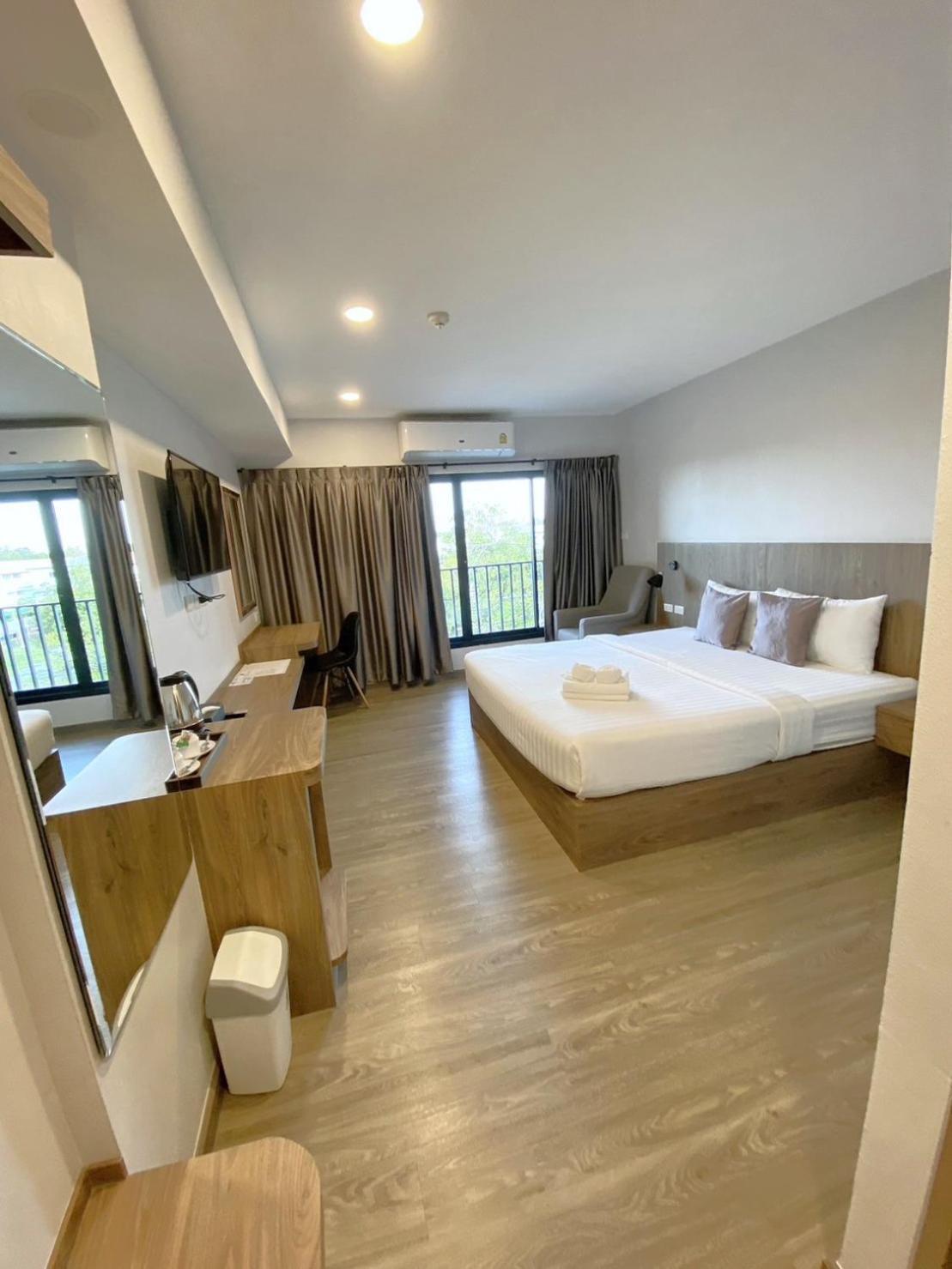 Nakara Hotel, Ubon Ratchathani Exterior foto